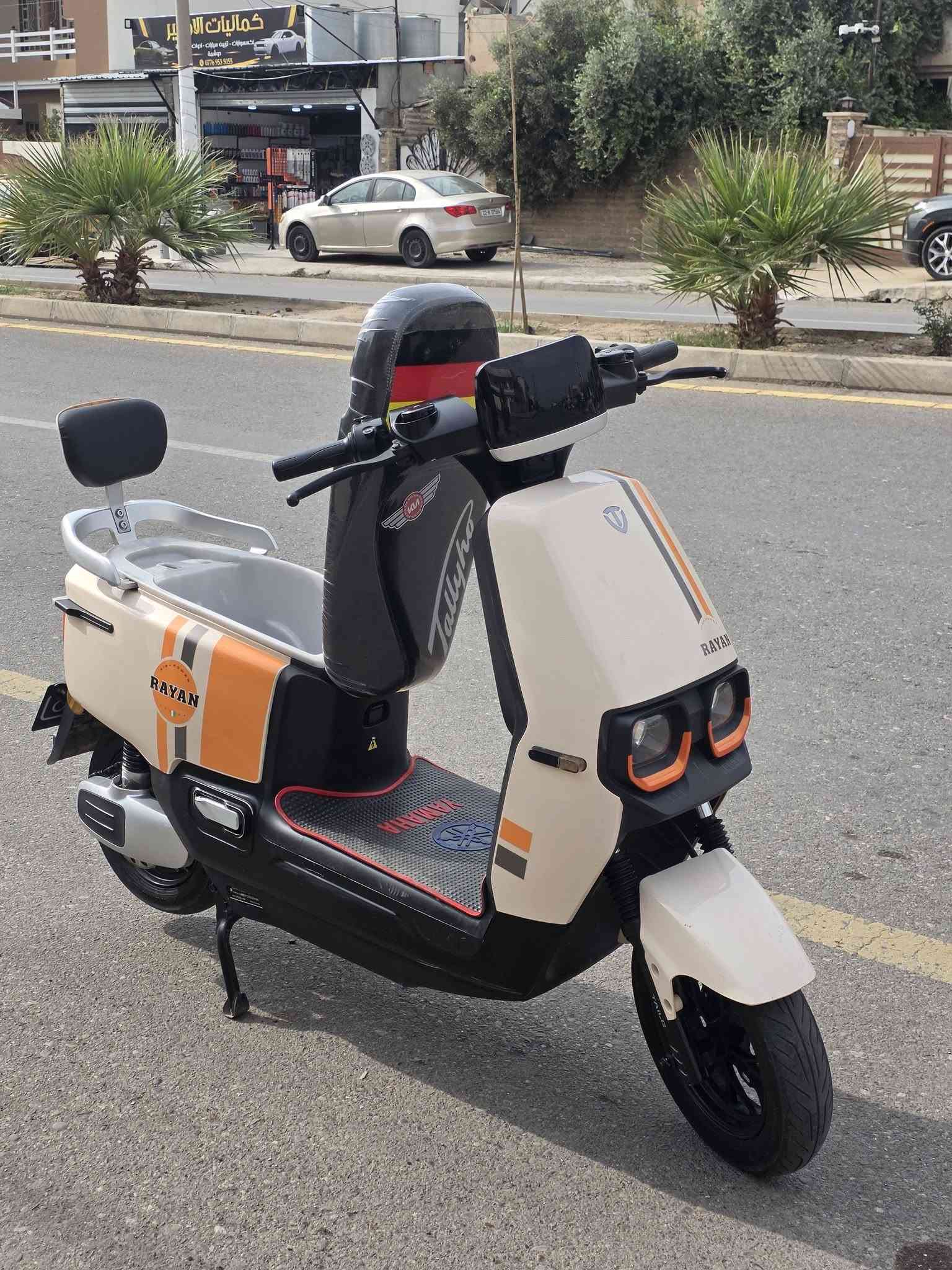 بطاريات نضيفة • بصمة وحدة • مرايات موجودة