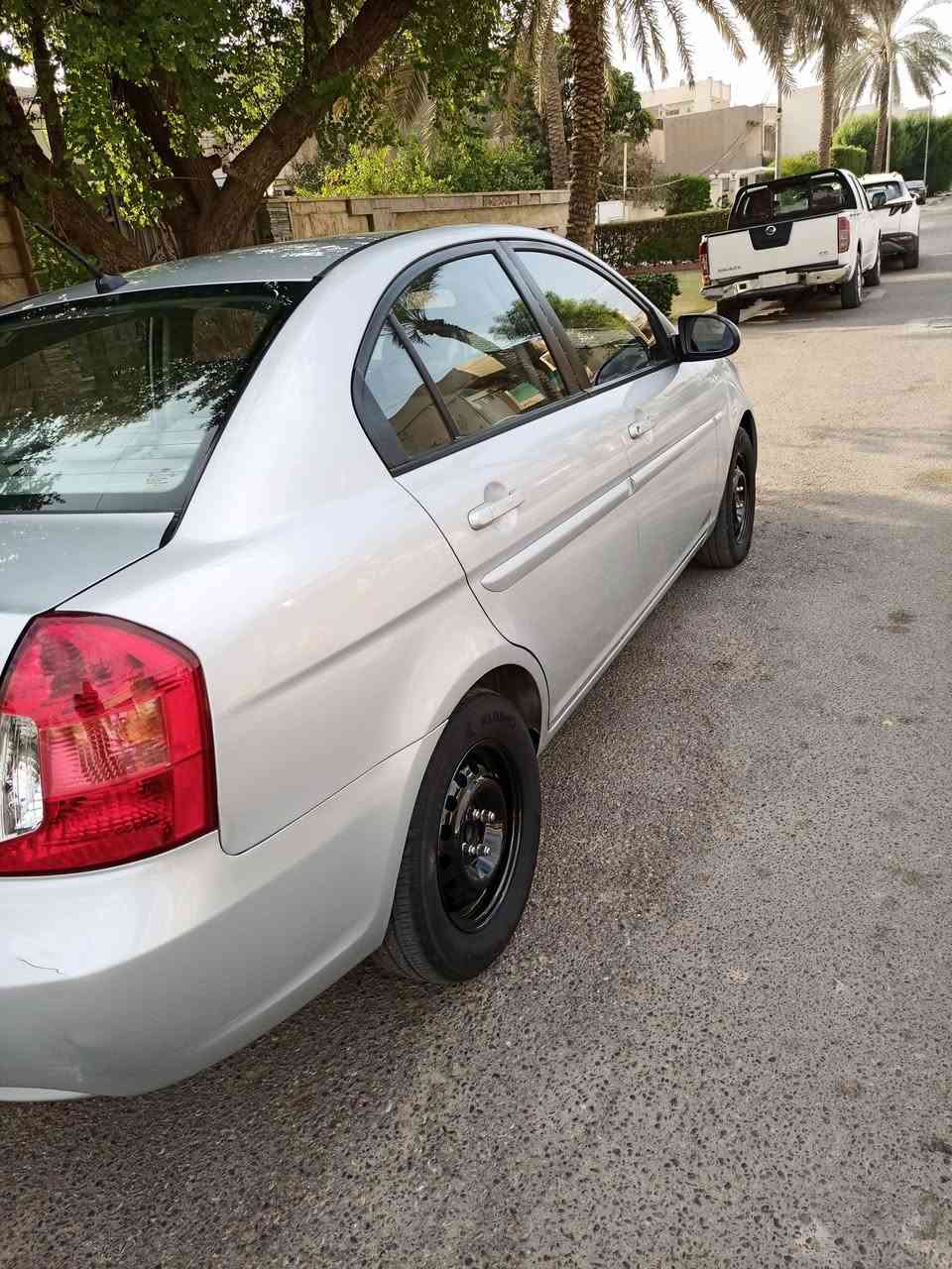 اكسنت ٢٠٠٩ • اوتوماتيك • مكفوله