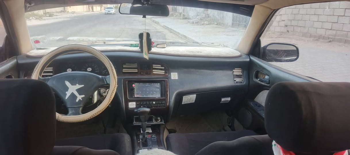 السلام عليكم اخوان بطه كراون 93.رقم بصره مشروع وطني. مكفوله من الگص والنقل والاصوليات فقط راعيها موجود يمي وهاي شوفة عينك السياره محرك3000. مستعجل ع البيع السعر 46 مكاني بصره سفوان رقم الهاتف ***********
