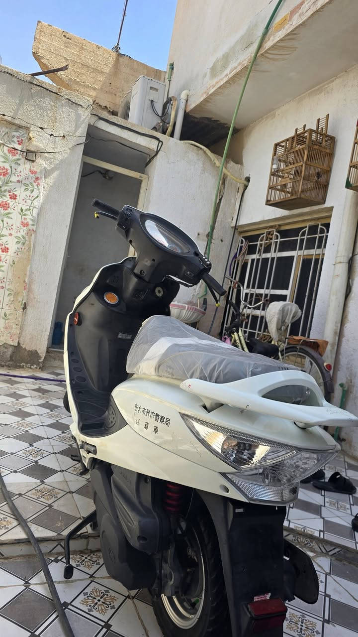 كامكو بوليسي18 مكينه 150كفاله عامه ماشيه 10الف منظومه كامره شاشه كله شغاله سعر 1350مكاني رفاعي شراي ***********(صوت بل مقطع مو لدراجه)
