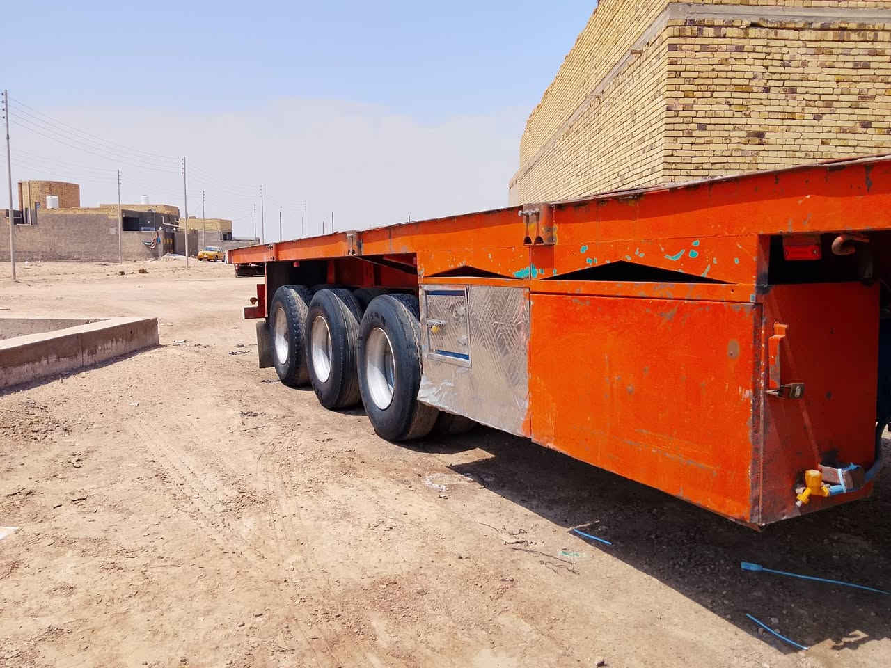 سكندريه قطعه وحده شاصي مكفول دناكير 14مربع جاهزه الشغل تانكي ماي ثلاجه مطبخ ***********
