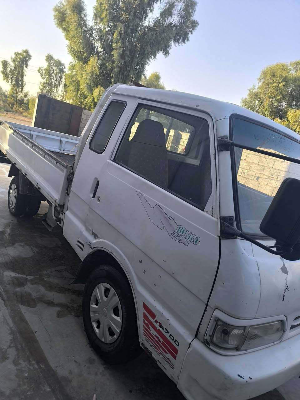 كيا بنكو موديل 95 رقم كركوك نظيفة بلاديه كير مكينه شاصي مكفوله حداديه فوول كفاله عامه مال جاني الله شاهد تفاصيل كاتبه كله غير يعني ميحتاج تسئل على كلشي شوف بعينك أريده 54 وبيه مجال حك جيه شراي تصل على هذا رقم *********** ممتواجد عالفيس
