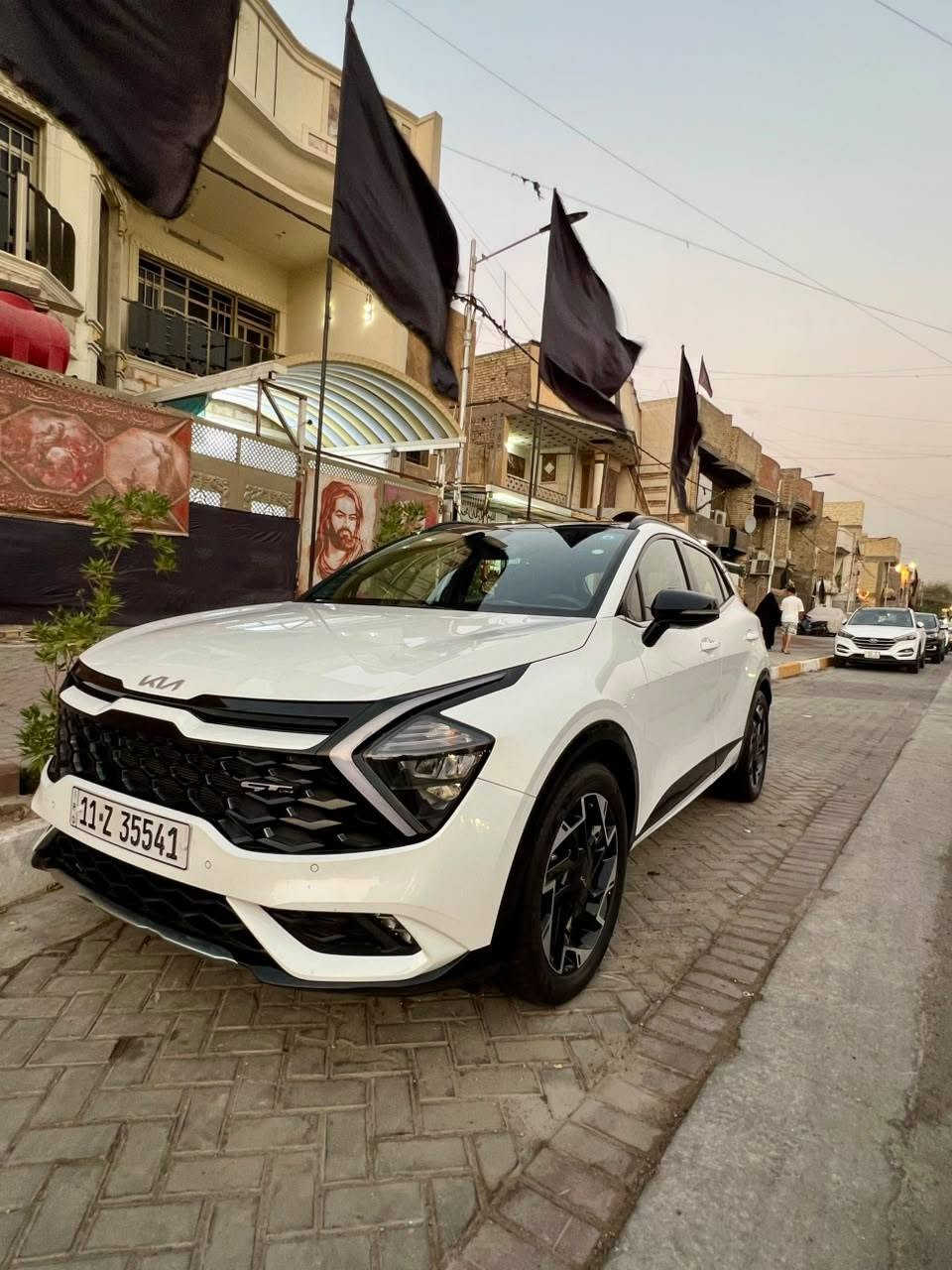 سبورتج  GT
2025

(جيتي لاين )فول 1/1

 زيرو زيرو زيرو ماشيه 6000 الف

- وارد خليجي 

‏‎ - بانوراما 

- بصمتين

‏‎ - سعة المحرك 2.0L

-‏‎ مرتبط بناقل حركة أوتو 6 نمر

‏‎ - عدد AIR BAG6

‏‎ - حساسات أمامية 

‏‎ - حساسات خلفية

‏‎ - لايت زينون + LED

‏‎ - كشافات 

‏‎ - بك لايت LED

‏‎ - ويل كب 19

‏‎ - قبضات أبواب من الألمنيوم

-‏‎ اريل نفكيشن

-‏‎ تشغيل عن بعد 

‏‎ -فتح الصندوق كهرباء ذكي 

‏‎- كاميرا دوارة

‏‎ - المقاعد جلد اسود GT وزيتوني

‏‎ - تدفئة المقود والكشنات الأمامية 

‏‎ - مثبت السرعة Cruise 

- الأوامر الصوتية

‏‎- أوضاع القيادة  Drive Mode

‏‎ - فحص أنظمة السيارة 

‏‎ - حساسات ضغط اطارات 

‏‎ - شفتات مقود

‏‎ - هاند بريك بصمة 

‏‎‏- ABS 

‏‎‏ - Auto Hold    أوتو هولد

‏‎‏- ISO Fex        ايزو فكس

‏‎- نظام مانع الانزلاق

‏‎- نظام نزول المنحدرات 

‏‎- اشارة في المرايا الجانبية

‏‎- مخرج منفذ الطاقة 

‏‎‏- حساسات كامله داير السياره 

شاحن هاتف لاسلكي

السعر 250 وبيها مجال حك الجية

للاستفسار /***********
