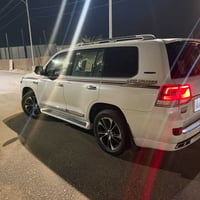 لاندكروز بريم • ٢٠٢١ • رقم بغداد