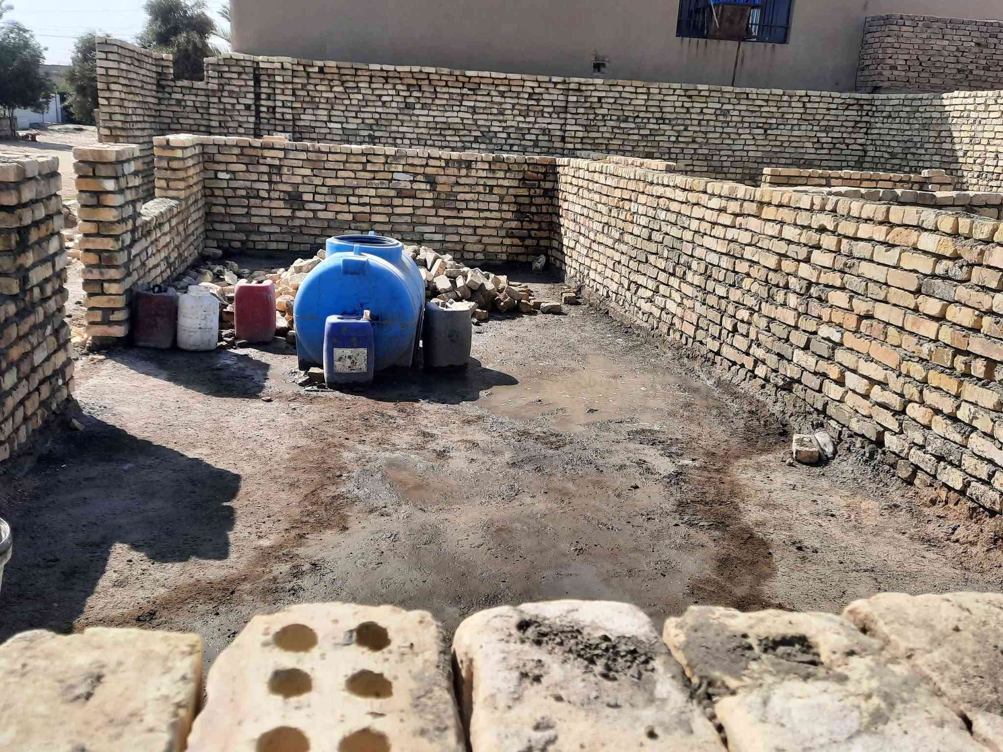 طابوق عادي ٥٠٠ جديد ٤٥٠ خلفه بناء احمد الجبوري شغل على دبل شغل نضافه الموقع تصال الواس اب او رقم الواس ***********
