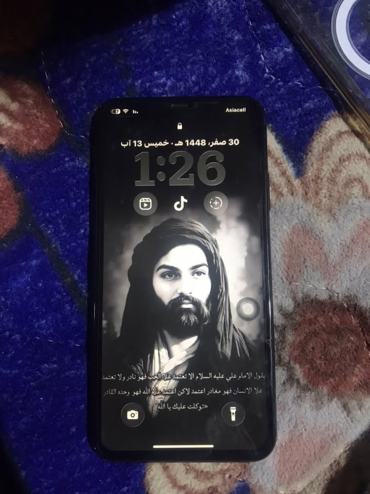 سلام عليكم ايفون11 برو ماكس للبيع 350 تواصل ***********
