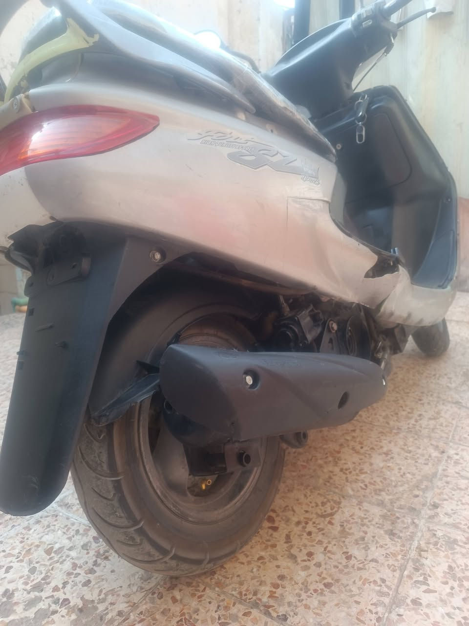 سلام عليكم دراجه فراشه للبيع🦋🛵
شغاله سلف هندر نكره 
مفتوحه مره وحده  دراجه نضيفه وحلوه 
ومحركها خير من الله ماعوزها شي 
كهربائيات كلها شغاله بريكات امامي وخلفي جدد 
تايرات جدد دراجه ميحتاجلها شي السعر 325 الف وبيها مجال مكاني بابل الهاشميه للأستفسار ***********
