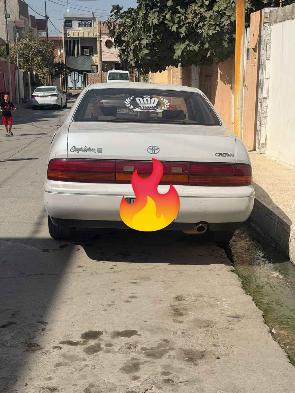 سياره بطه للبيع  موديل 90 نضيفه حيل  للاستفسار واتساب ***********
