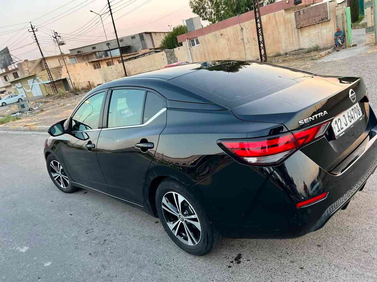 السلام عليكم للبيع فقط بدون مراوس او اقساط
الموديل: Nissan Sentra 2023 –SV 
:المواصفات
•محركها 2000 Cc
•تشغيل بصمة وتشغيل عن بعد  (bush start)
•شاشة كبيرة تدعم ابل كار بلي واندرويد 
• ⁠نظام auto stop إطفاء تشغيل المحرك التلقائي 
•نظام ECO اقتصادي استهلاك الوقود
• تحديد مسار + نظام النقطة العمياء
Sport / Eco) أنظمة قيادة 3 •
(Normal
•اشارة ترحيب عند الاقتراب 
•رادارات ٣٦٠  
•كشنات تدفئة
•ستيرن تدفئة
•مناخات منفصلة
•نضام الحفاظ على المسار
•كروس كونترول 
•ضرر السيارة موجود بالصور 
السيارة رقم نينوى معوقين شرط الوكالة 
السعر 118$ 
***********
***********
•مكان السيارة موصل
