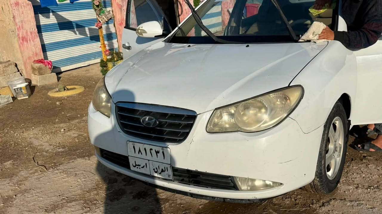 النترا ٢٠١١ 
دكشن عالي
تبريد مكينة كير بحالة ممتازة
شبر صبغ+ يوجد بارد بأحد البيبان
حدادية ٨٠٪؜
رقم اربيل 
السعر ١٠٢ 
للاستفسار ***********
