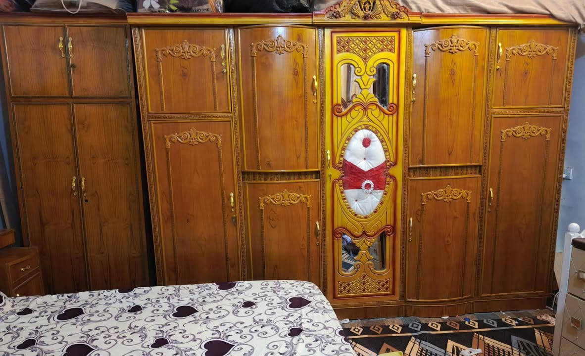 مرخصه • أغراض للبيع • غرفة نوم