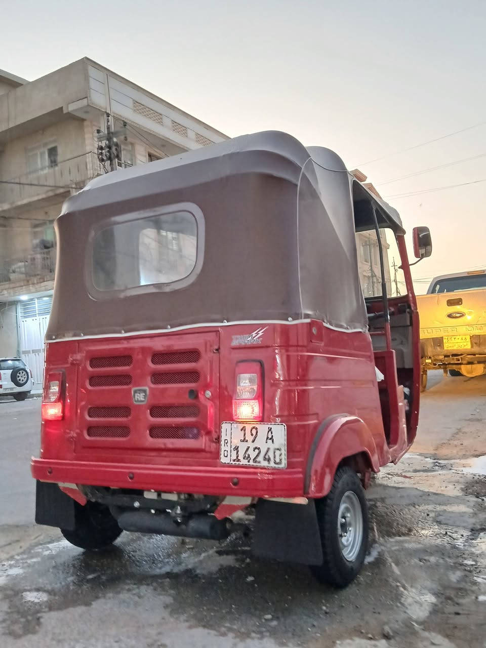 تكتك ٢٠٢٠ كفاله عامه رقم كربلاء باسمي هزه جديده 
تخم تاير تكتك قطره صبغ مابيه بس دوس جاهزه لشغل 
مكاني كربلاء 
***********
