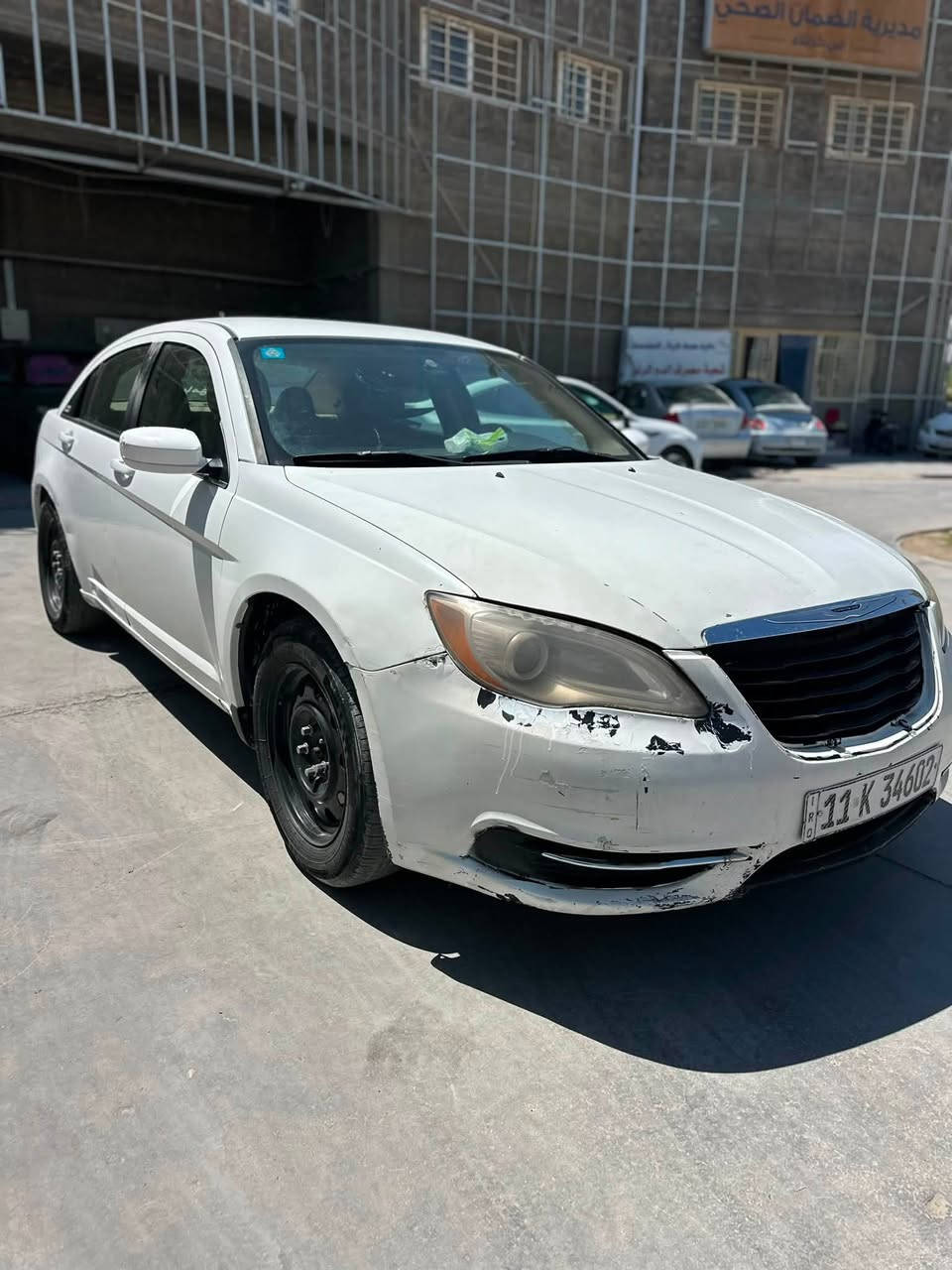 السلام عليكم
كرايسلر c 200 
موديل 2013 
محرك 2400
رقم بغداد نقصها حداديه و تبريد 
مكانها كربلاء 
السعر 62
***********
