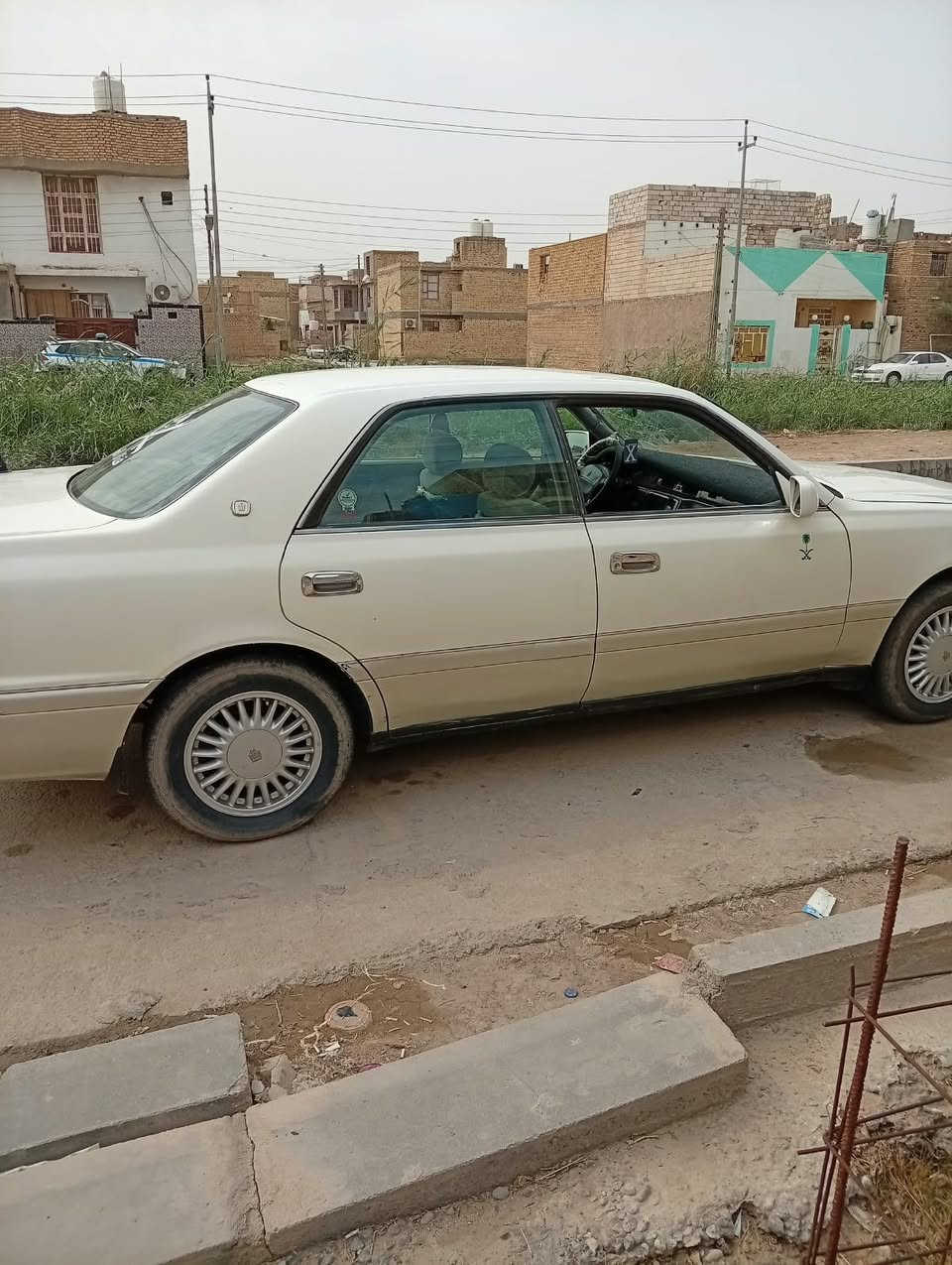 السلام عليكم .. سيارة 🚗 راس الثور للبيع موديل 1996 رقم صلاح الدين مكفوله من العيب الشرعي سيارة جاهزه حداديه تبريد محرك وگير سيارة احلى من الصور المنشوره للاستفسار الاتصال عالرقم ***********
