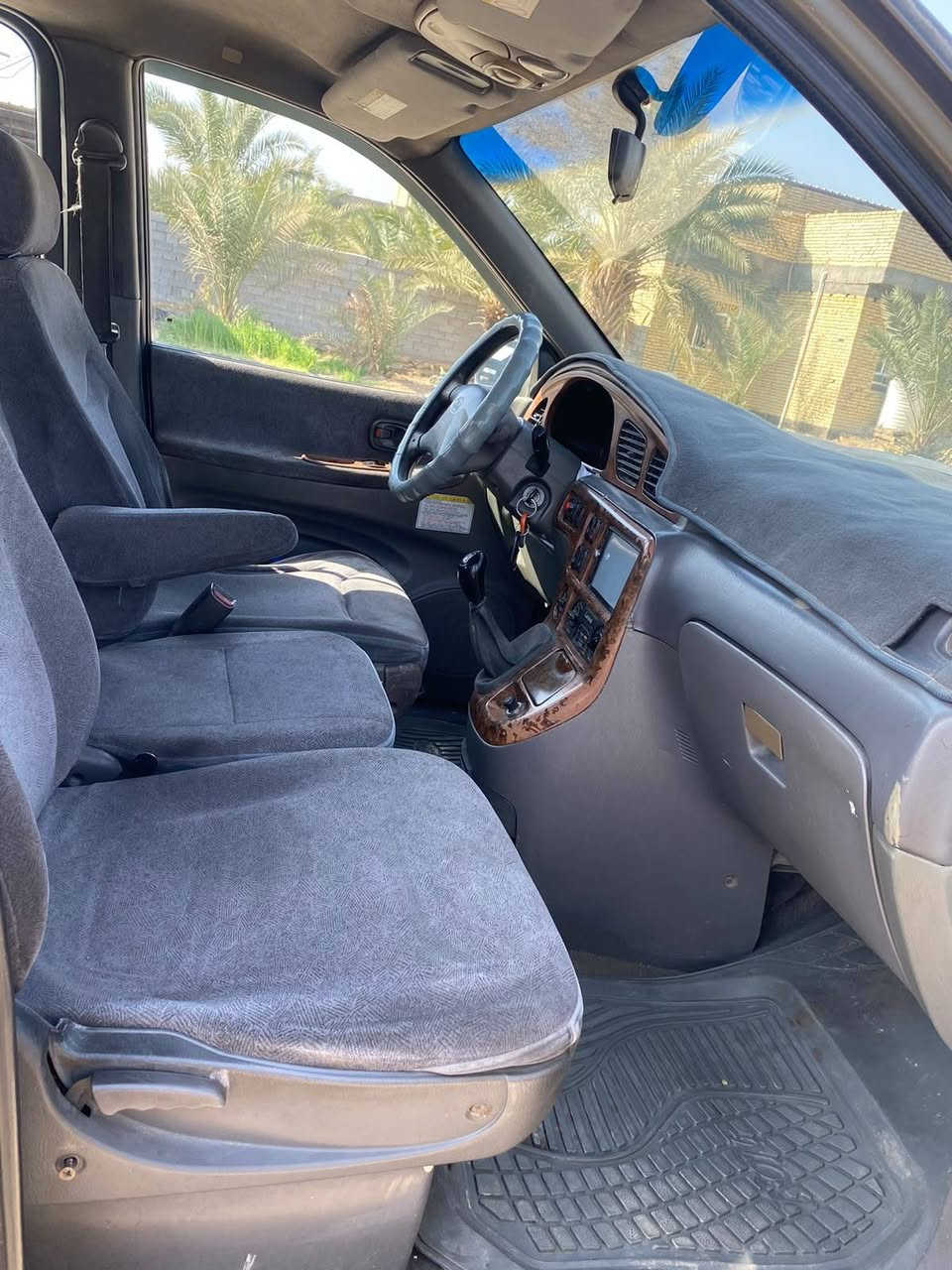 كرنفال مديل 2000للبيع جاهزه من كلشي تخم تاير حداديه كير مكينه تبريد عوزه غاز كهربائيات شغاله السعر 60وبيهة مجال مكان السماوه ***********
