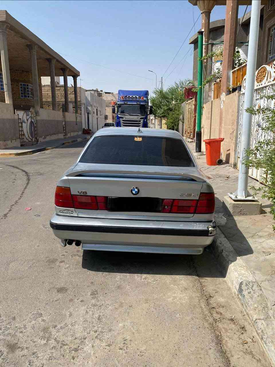 السلام عليكم بي ام 530 رقم جديد دهوك  سياره جاهزه مكينه تبريد كير حداده طخم تاير العنوان البصرة الزبير السعر 75 وبيه مجال رقم التليفون *********** لايت زنون شاشه كشنات جلد تدفه بلكشنات@@
