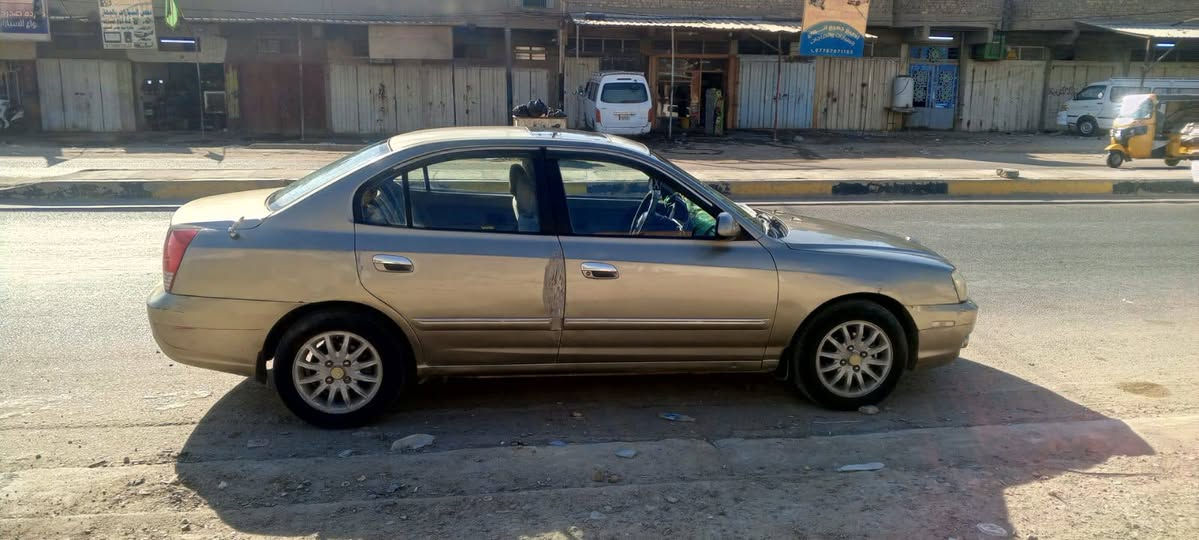 النترا 2006 وارد امريكي مكينة 2000 تبريد ثلج شادلها منظومة غاز رقم بغداد انجليزي مكان السيارة بغداد الشعب ***********.   السعر ٦٣ بيها مجال قليل
