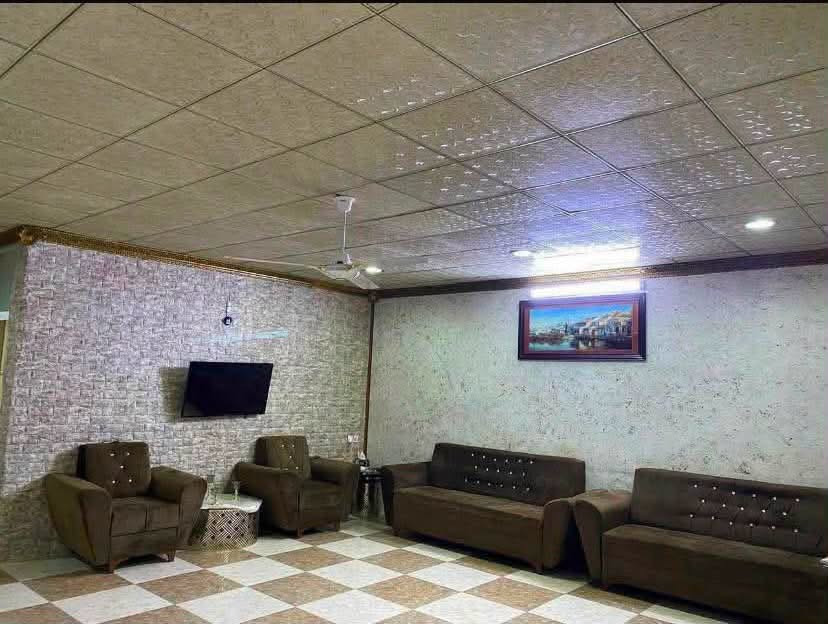 🏠 دار للبيع في خانقين 🏠

الدار زراعي و مقدمين معامله الطابو 

📍 العنوان: بانميل، قرب مشروع الماء
📌 فرع أسواق حاجي ياسين

📐 المساحة: 240 متر

✨ تفاصيل الدار:
▪️ غرفتان نوم
▪️ هول داخلي
▪️ استقبال للضيوف
▪️ مطبخ
▪️ صحيات
▪️ حوش
▪️ درج خارجي

💰 السعر: 45 مليون دينار
✅ وبي مجال بالتفاوض

للاستفسار والتواصل:
📞 ***********
