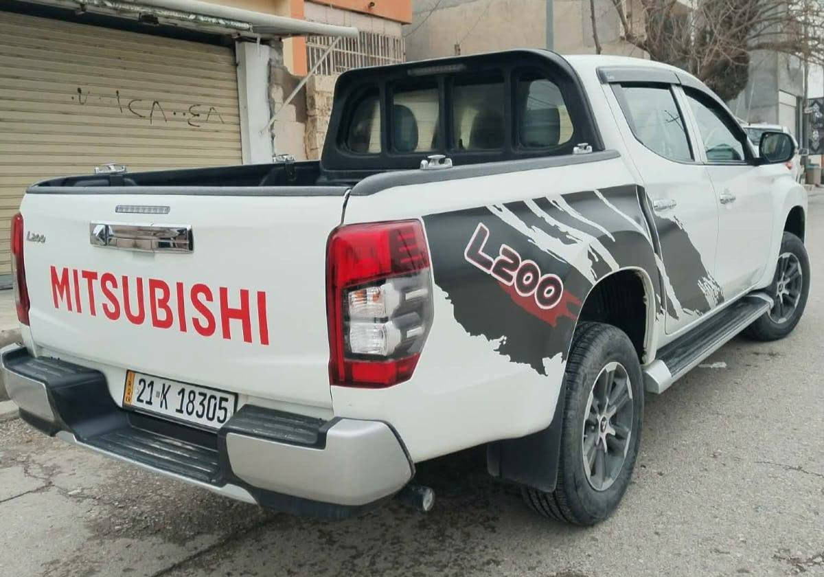 میستۆبۆشی L200 پیکاب مۆدیل 2021 دەرەجە یەک 
دەبڵ ئەکسل بەنزین 
83 هەزار کیلۆمەتر ڕۆشتووە 
هەموو گیانی بەشەرت 
بێ سارد بێ بۆیاخە 
بەناوی خۆمەوەیە 
تحویل و غەرامە بەشەرت 
هیچ مەسرفێکی تێدا نییە 

سعر: لە کۆمێنت داوا بکە ڕاستەوخۆ بۆت دێت 📥

گێر و مەکینەی بەشەرت 
هیچ کێشەیەکی تێدا نیە 

ژمارەی خاوەنی
***********
