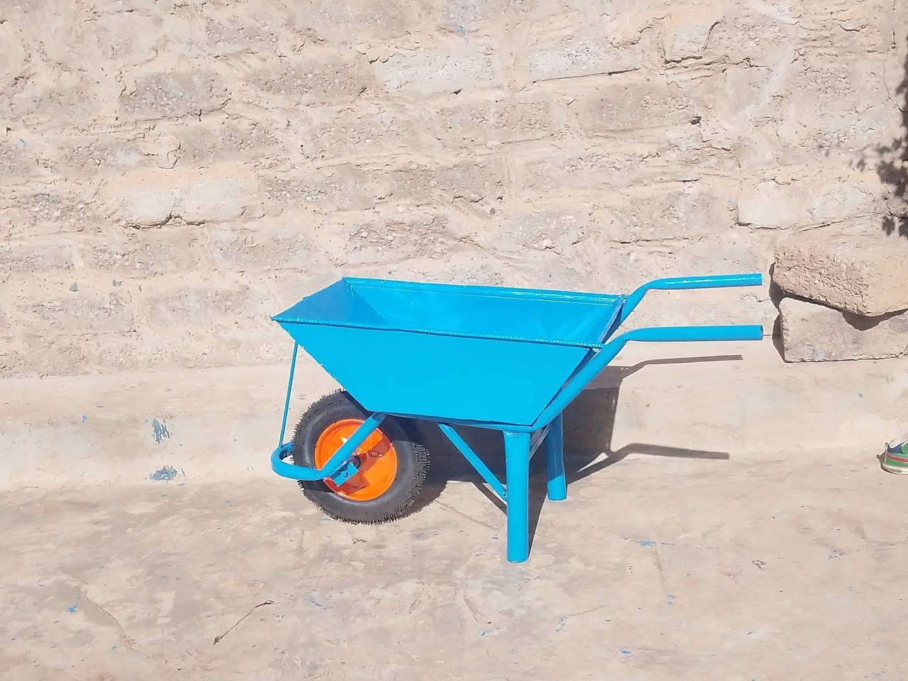 متاح بسعار مناسب ***********
