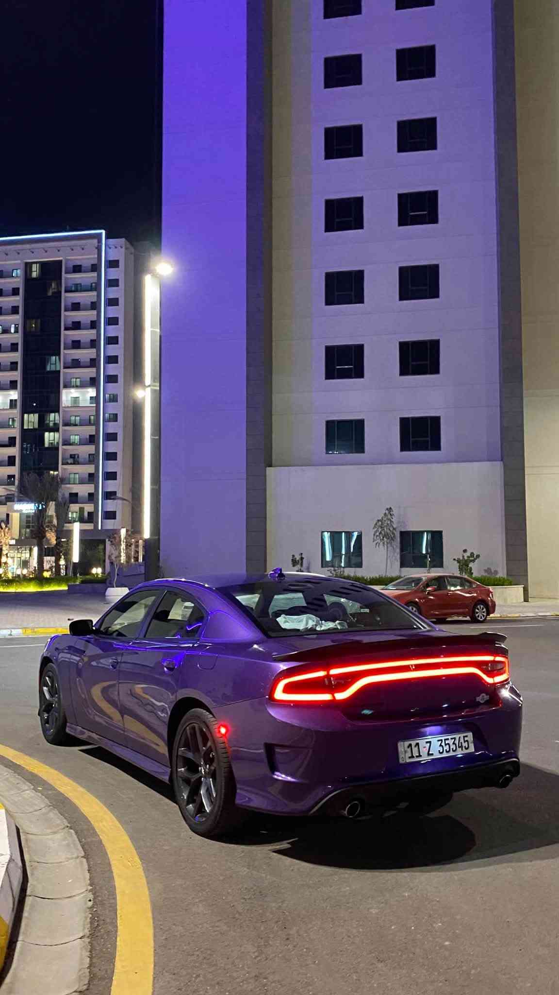 تشارجر GT بلاك توب • بنفسيجي نادر • ٥٨ ألف ميل
