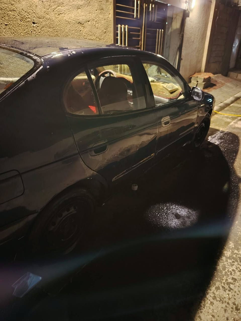 سلام عليكم سياره دايو لنكزه  موديل 2001 بسمي تحويل شوكت متريد نضافه شوفت عينك  حت لو مراوس بسايبه نضيفه عادي حسب لقناعه معروضه 25وبيه مجال لشراي ***********
