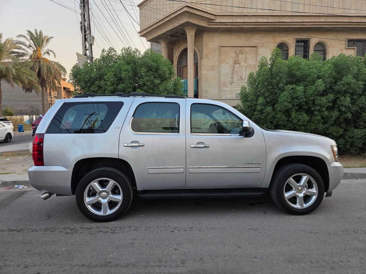السلام عليكم
للبيع تاهو موديل ٢٠١٣ فول ltz موصفاتها  معروفه 

 صبغ نص جاملغ امامي جهة الصدر

ادامه كامله السياره 

منظومه غاز 

 كير ومحرك  جديدات بلكارتون 

الصدر مبدل جديد  السيارة جاهزه من كلشي  دينار متصرف عليها 

السياره استخدام شخصي 

 بسمي تحويل ثاني يوم 
مكان السياره بغداد / العامريه

السعر 178$ وبي مجال حك الجيه  للاستفسار ***********
