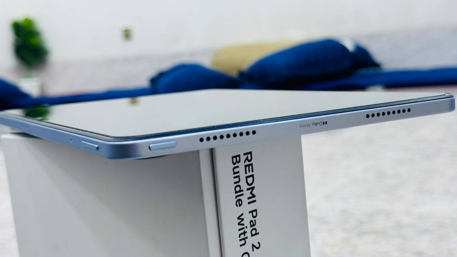 السلام عليكم ورحمة الله وبركاته
للبيع: Redmi Pad 2 مع القلم الأصلي 📱✏️
​الحالة: أخو الجديد 98% (استخدام دراسي خفيف جداً).
​الذاكرة: 256GB.
​الرام: 8GB + 8GB.
​الشاشة: دقة عالية 2K بسلاسة 90Hz (مريحة جداً للعين والدراسة).
​الصوت: 4 سماعات Dolby Atmos.
​البطارية: 9000mAh تدوم أوقات طويلة.
​القلم: القلم الأصلي للتابلت (استخدام شهر واحد فقط).
​السعر:290الف وبيه مجال
للتواصل واتس. ***********
