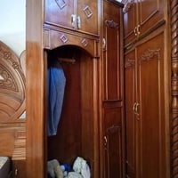 غرفه اخشاب • درجة اولى • مستعمله ٣سنوات