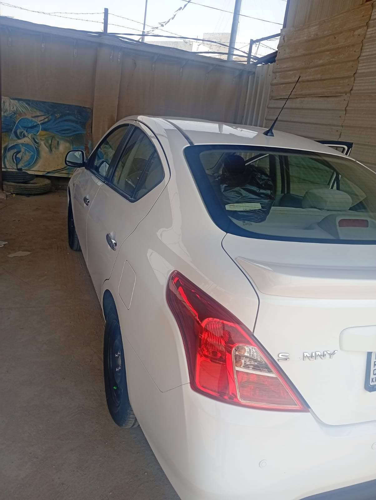 السلام عليكم نيسان صني هندي بليته زركه مديل 24سياره كسر كارتون مكينه كير تبريد حداده ماشيه 18الف بعده بيه 3قطع صبق بلل خليج اثر شخوط بدون ضربه داخليه سنويه لل32وكاله مجانيه وياهه مكاني بصره ابي الخصيب السعر 116بيه مجال للشراي *********** بعقوبة, ديالى
