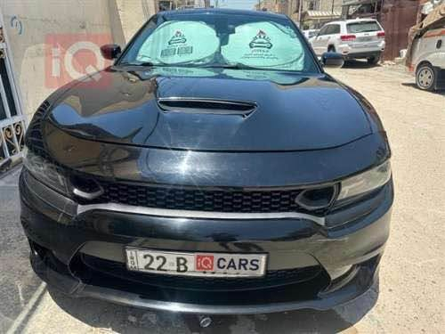 السلام عليكم 
جارجر SXT فول مواصفات  محدث جي تي  وارد امريكي 2020 أسود توويل باسمي اربيل ماشية 89 الف ميل على ايدي بدون ايرباك حادث جانبي فتحه  كرسي خزن   كراسي كهرباء بصمه يدات بصمه تشغيل عن بعد جلد شاشة وسط تحكمات استيرن محرك 3600 الكير 8 نمر تخم تاير جديد باتري جديد تبريد ثلج امامي وخلفي كراسي تدفئة وتبريد امامي وخلفي  استيرن تدفئة ويل كب 20 اسبير منازل لحد الان حساس خلفي كامره دواره بصمات اثنين وياها الاتصال على أرقامي ***********
*********** بغداد, العراق

نص مكتوب في الصور:
- iQ