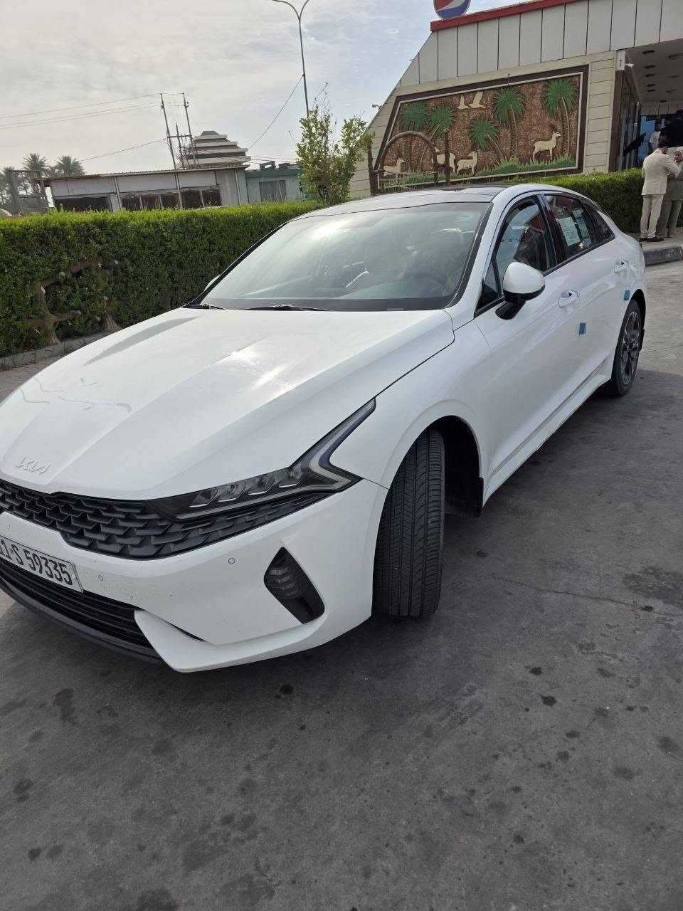 2023 خليجي محرك 2000 دوش ماشيه 59 الف كفاله عامه فول رقم بغداد بأسمي السعر 210 ناصريه  مركز ***********
