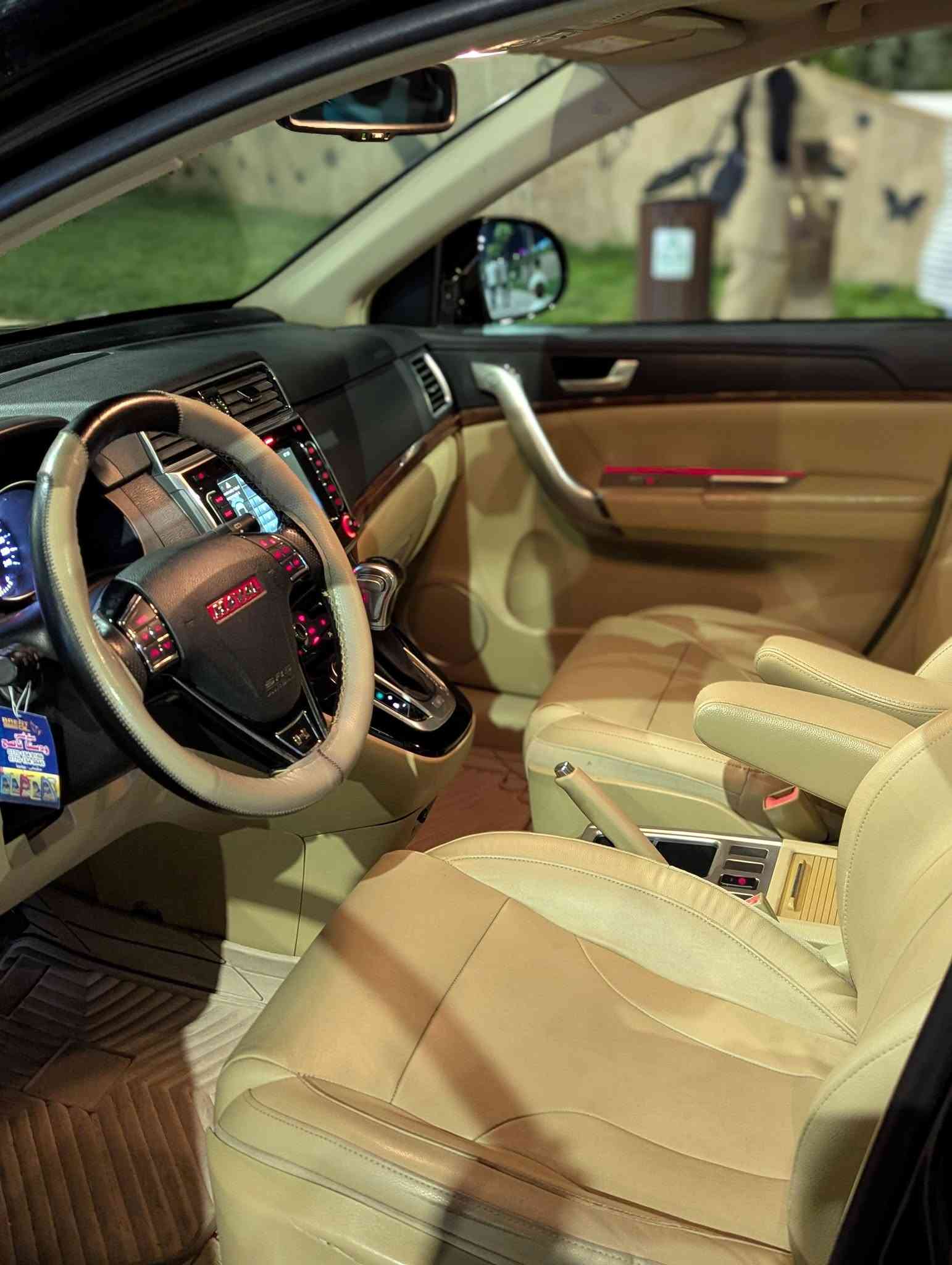 HAVAL H6 2018 بێ بۆیاخ

سەرەتا بەناوی خوا 

هەڤاڵ ئێچ شەش فوول فوول مواسەفات

مەکینە: 20 تۆڕبۆ

مواسەفات: کوشن جلد ناو زەرد سێ کامێرە سڵاید کوشن کارەبا دوو بەسمە شەریکە مواسەفاتەکان ناژمێردرێ زۆرن 

ماوەی ڕۆشتن: 106000km
تب: سەیارەکە گێڕو مەکینەی بەشەرتە سپێری دانەبەزیوە

بۆ نرخ و زانیاری زیاتر: ***********
