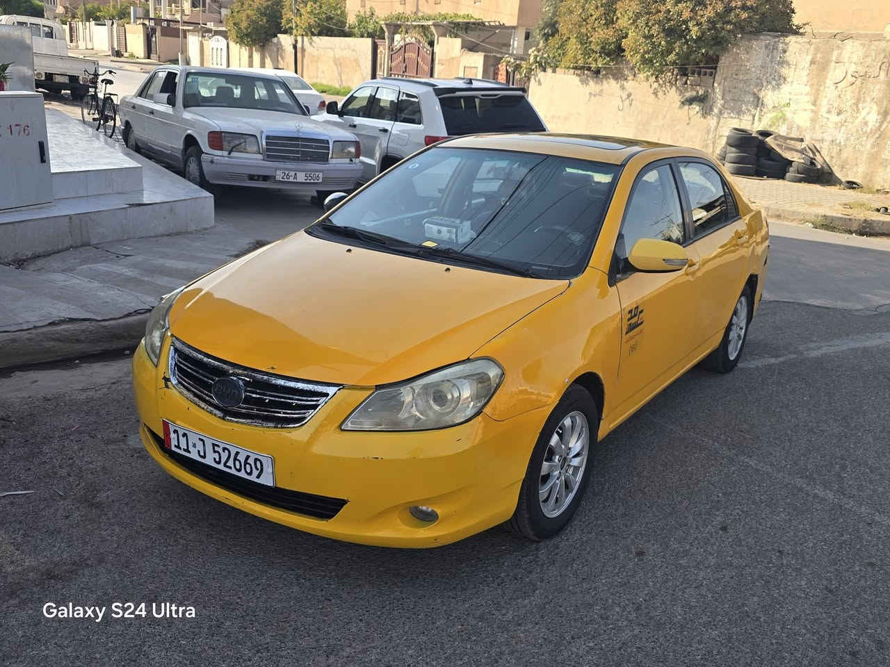 سيارة للبيع 
BYD 2014
سعر ٦٦ ورقة 
محرك نحله وكير نحله 
***********
