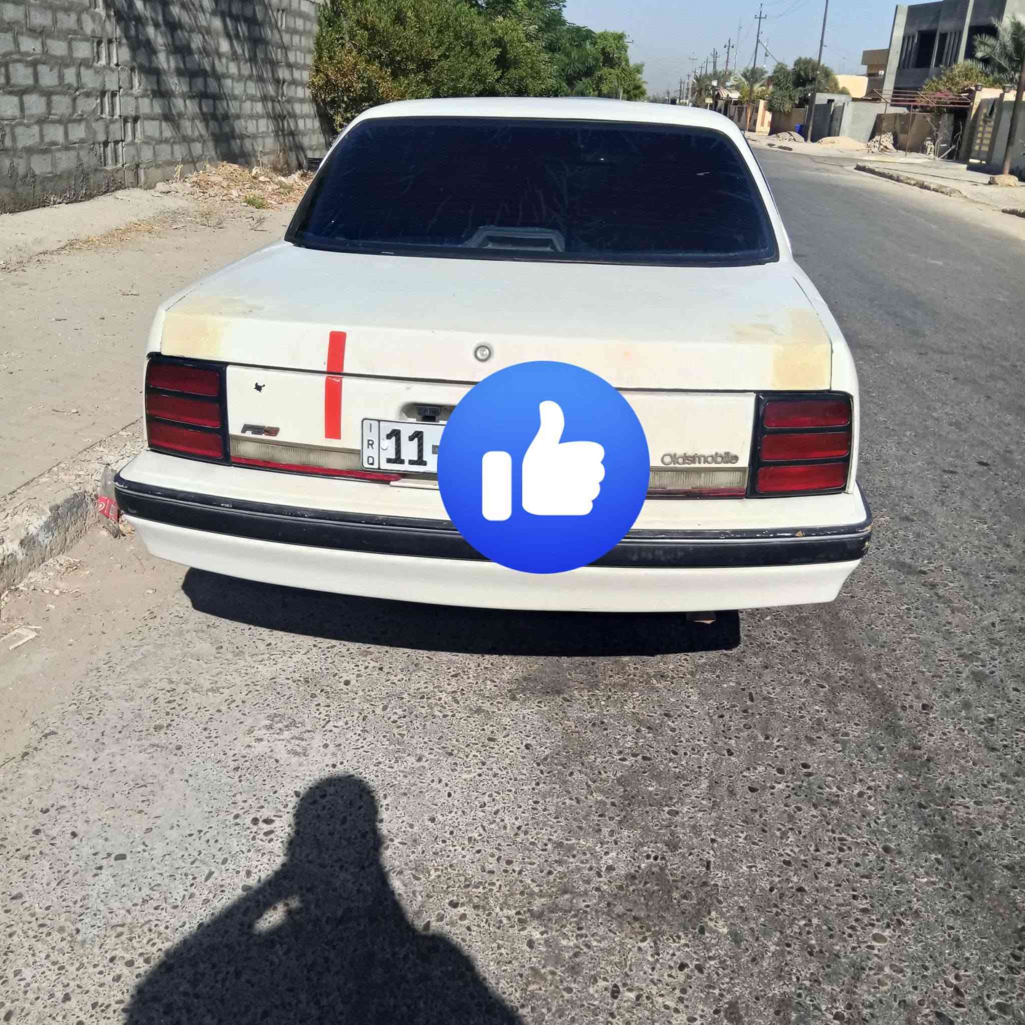 السلام عليكم اولدز
موديل 1990 بغداد بأسمي مكان اليوسفيه
كامله مكينه تبريد كير 
السعر37 
***********
***********

