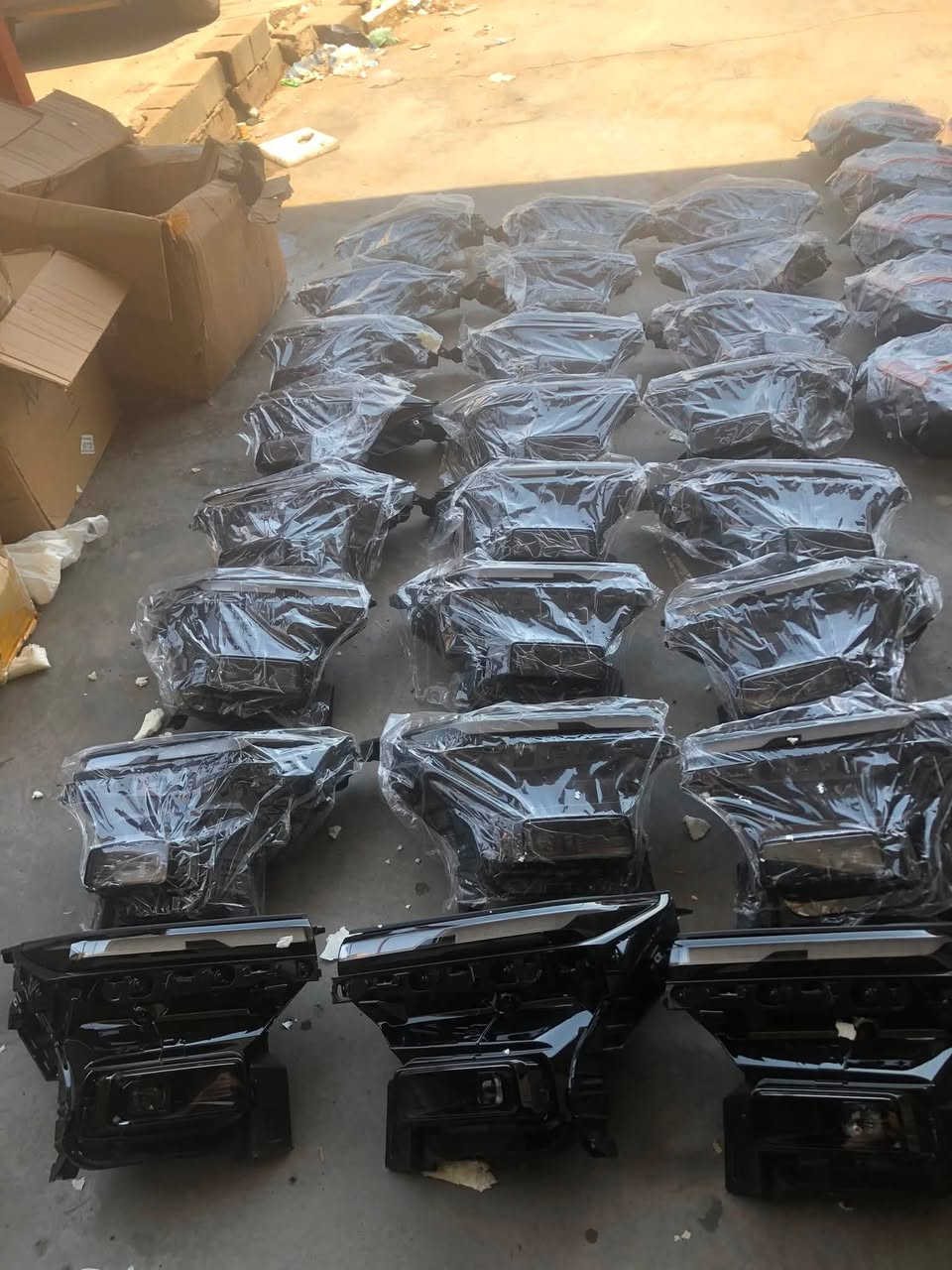 ترافلس & f150 
وصول وجبه جديده لايتات ترافلس 25 & f150 24 الى مركز Gm 
للحجز: *********** 📌وتساب 
📍 بغداد _بلديات_فلكه الكماليه
