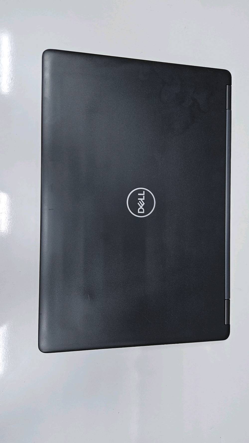 جهاز مرتب وقوي بمعالج Core i5 U  جيل 8 — 💰وبسعر 375 الف  فقط🔥

💻  Dell Latitude 5490
⚡ Core i5 U| الجيل 8
🧠  8 GB DDR4 | قابل للتطوير
💾  256GB SSD M.2| قابل للتطوير
🖥️ 14 HD
 ✨INTEL GRAPHICS UHD 4GB| كرت شاشة مدمج(داخلي)      
✨NVIDIA MX130 2GB | كرت شاشة خارجي

✅ يفيد للدراسة، الأوفيس، التصفح 

🛡ضمان اسبوع فقط في حال وجود خلل والفحص امام المندوب
🚕التوصيل مجاني لجميع المحافظات
🎁ملحقاته: 
🔌شاحنة اصلية
🖱ماوس 
💼حقيبة
📩 التواصل واتساب :***********