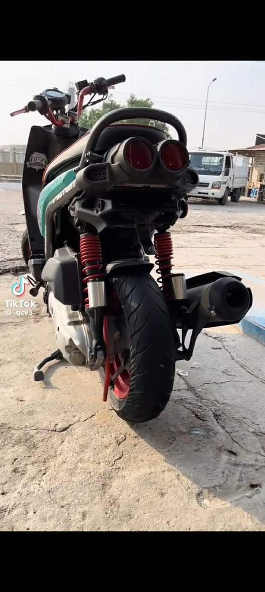 دراجه سكنس جبلي للبيع فول نظافه شلعه معدل خير من الله تجي وتشوفه رقم راعيه ‭***********‬رقم مكلف بل نشر مكان الدراجه نجف حي الغري
