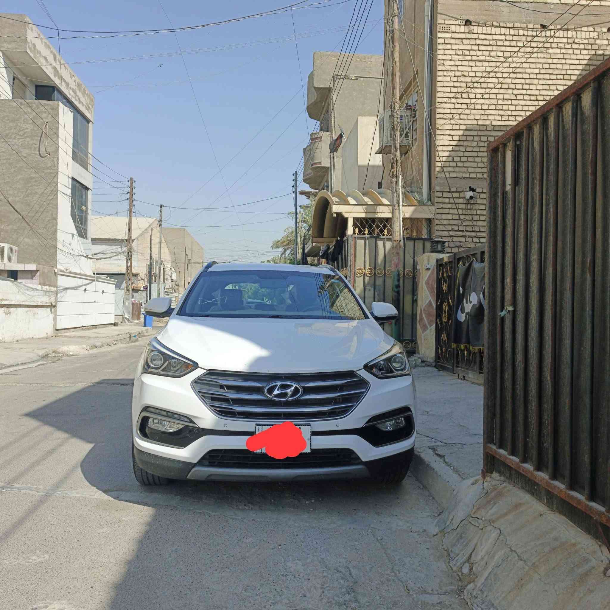 للبيع سنتافي 2018 نص مواصفات ماشيه 5000 كفاله عامه ولا ضربه ولا شيء السعر 210 ورقه الرقم***********
