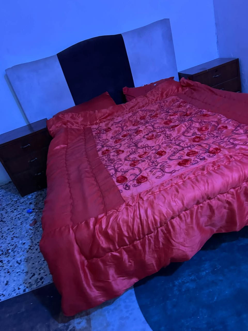 غرفة للبيع • بغداد