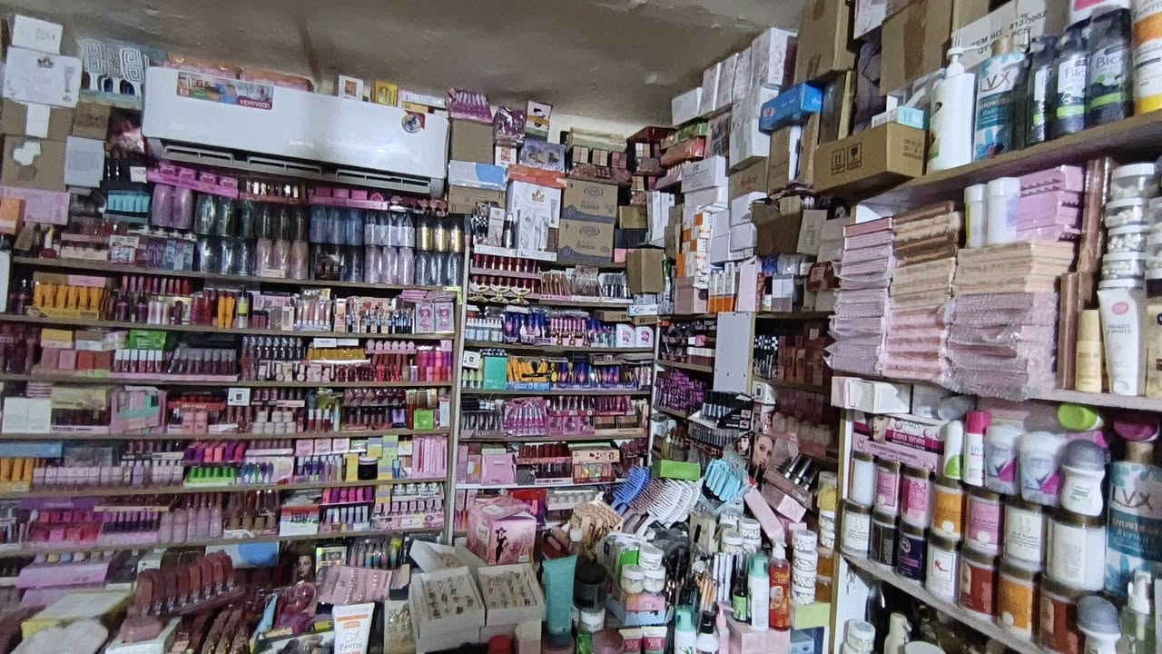 بضاعة عملاقة للبيع
للتواصل فقط واتساب ***********
