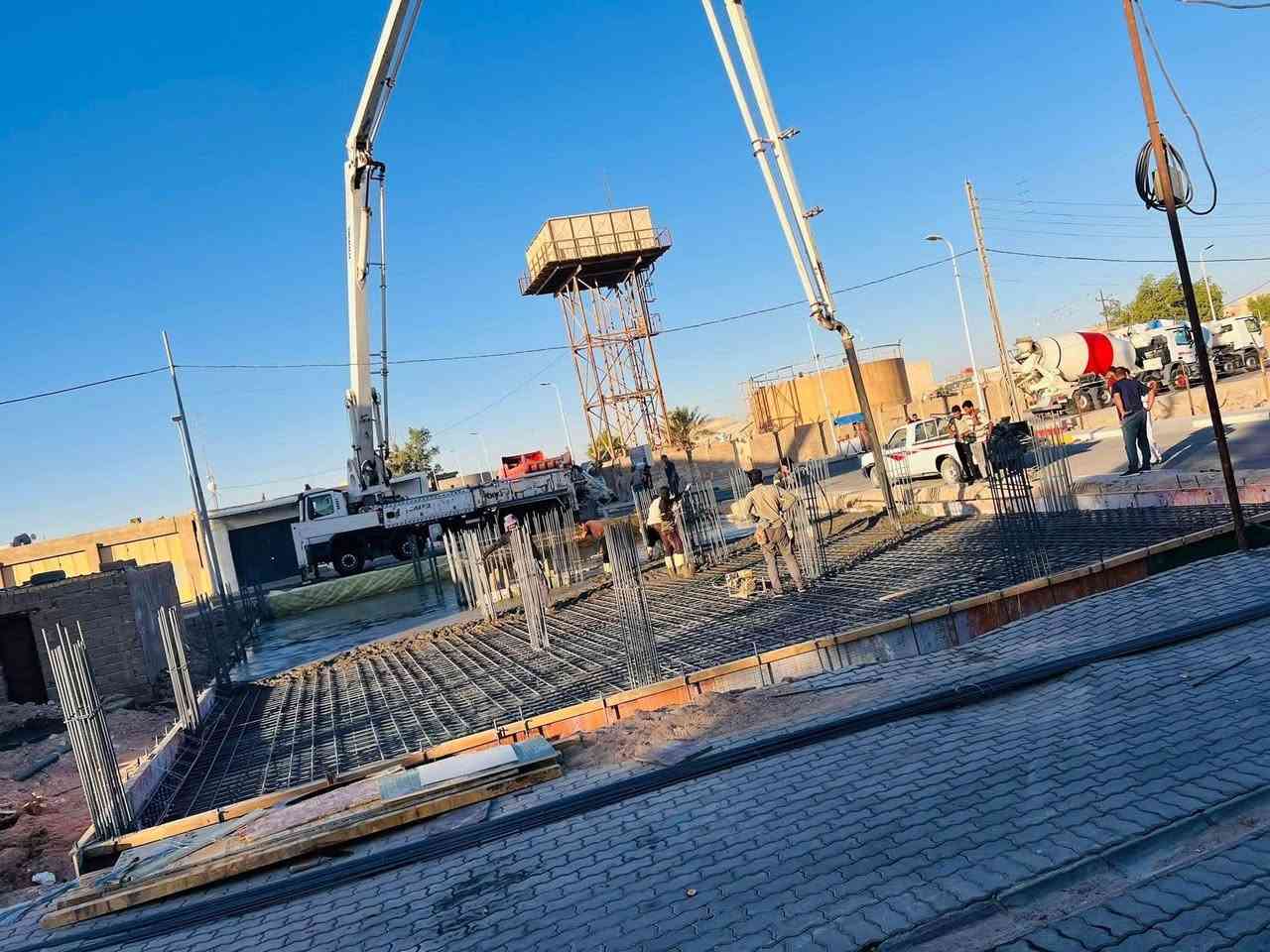اللهم صل على محمد وآل محمدتم بحمدالله صب رفت مساحة 250م بيت العم ابو علي العامري في منطقة الزبير   تم الصب بقوة انضغاط C35 حقيقي#للصب_المركزي_الجاهز في محافظة البصرة بنسب وكميات صحيحة ١٠٠٪؜المواد مفحوصة مختبرياً المواعيد دقيقة وثابتة خبط درجة اولى ونسب حقيقية للتواصل *********** ابو فاطمه العامري #للكونكريت_المركزي_الجاهز@ البصرة, العراق
