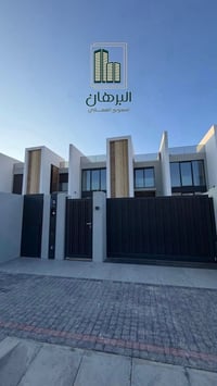 مجمع البدور • ٢٨٠م² • ٤ غرف