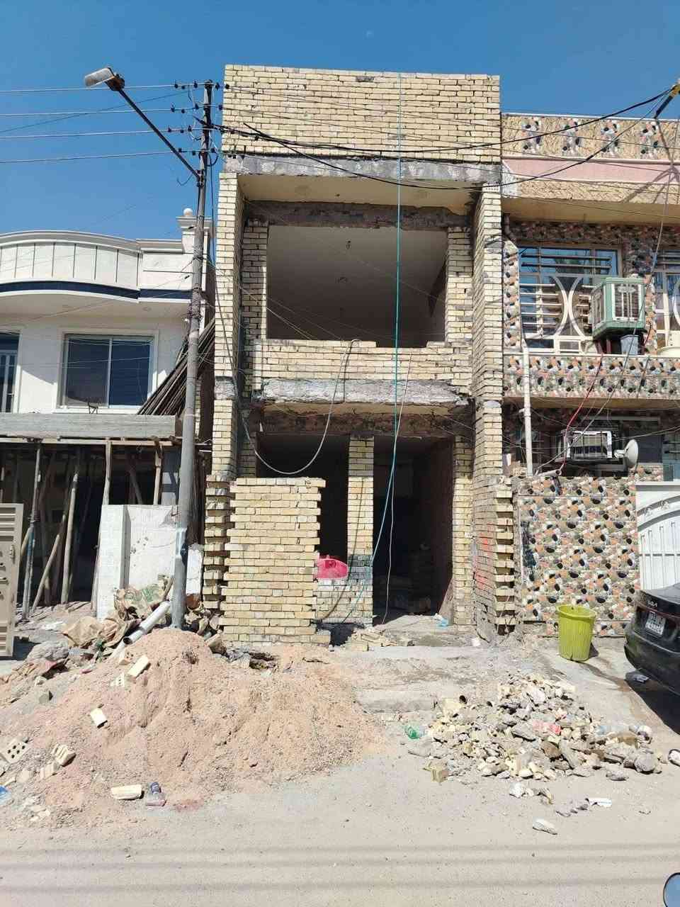 تريد ترمم بيتك
نحن  كادر طور منزلك نؤمن بأن الترميم ليس مجرد إصلاح، بل هو فن لإعادة الحياة إلى منزلك. نقدم خدمات ترميم متكاملة بأعلى معايير الجودة، بدءًا من التقييم الدقيق للمشاكل وحتى التنفيذ المتقن. فريقنا المتخصص يمتلك الخبرة والكفاءة اللازمة للتعامل مع كافة أنواع الترميمات، سواء كانت بسيطة أو معقدة. نستخدم أحدث التقنيات والمواد لضمان تحقيق أفضل النتائج التي تدوم طويلًا. تواصلوا معنا  للتواصل يرجى ارسال رسالة او الاتصال على واتساب👇
*********** واتساب
