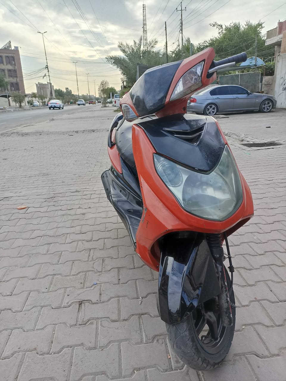 للبيع دراجة سكنس فحل كابريتر نضافتها واضحة بالصور دراجة تشتغل نكرة هندر تجي تفحص وتشوف نقصها كفر الي يغطي الكور واضح بالصور + سلف السعر 500 وبيها مجال المكان بغداد الشعب تواصل واتساب ***********

