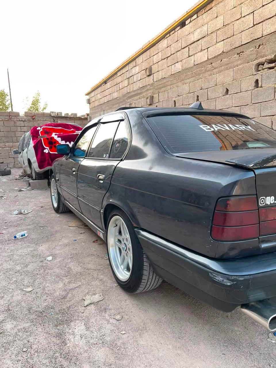 سلام عليكم بي ام 520 اصل كير عادي مسكر عدل ويل كب M مكينه وكير بل كارتون اكسل جديد حداديه نص عمر منضومه زنون تبريد على سويج مداور ثاني يوم ترايك لبغداد سياره شاهد الله متعوب عليه 
السعر 40 وبيها مجال 
رقم الهاتف ***********
واذا عندك مراوس محور ماكو مشكله

