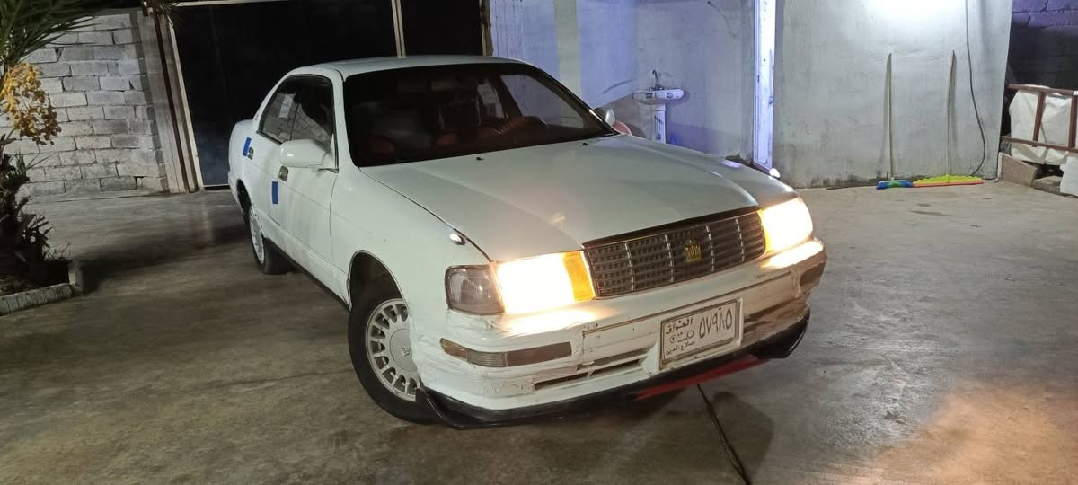 السلام عليكم للبيع او المراوس ب ملكه 
للبيع كراون بطه ادوات گص ✅

موديل 1993✅

گير محرك شرط محرك 2500✅

كهربائيات كلها شغاله✅

صدر زين✅

تبريد ثلج 🥶✅

السياره حلوه ونضيفه ✅

مكان السياره: صلاح الدين بيجي ✅ (السعر23وبيها مجال) 

للاستفسار اتصل ***********
