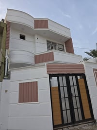 بيت رهن بيت جديد المساحة 95م طابقين يقع في الحر الصغير طريق البزل الكب...