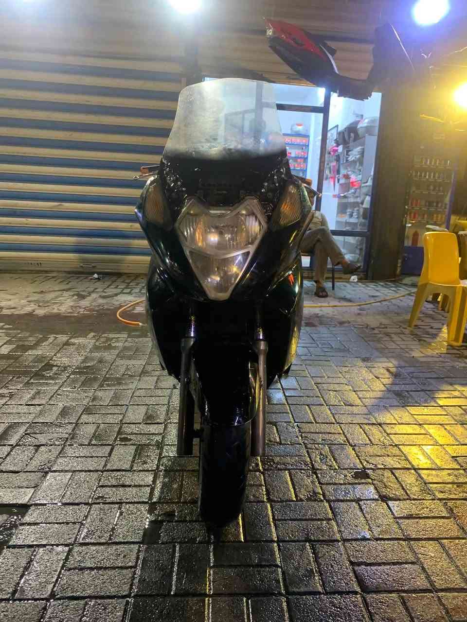 سلام عليكم  أعاده نشر بسبب الوعود الكاذبه سلفر ونج مكينه 400 اوفر شغال نكره سلف دراجه عوزها ترتيب السبعه مال البجم موجوده ما مصورها بيها كم شغله اطيحهن من سعرها وسعرها 1400 ***********
