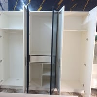 غرفه اخشاب • مستعمله • ٦ قطع